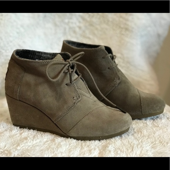Toms Shoes - Toms Wedges